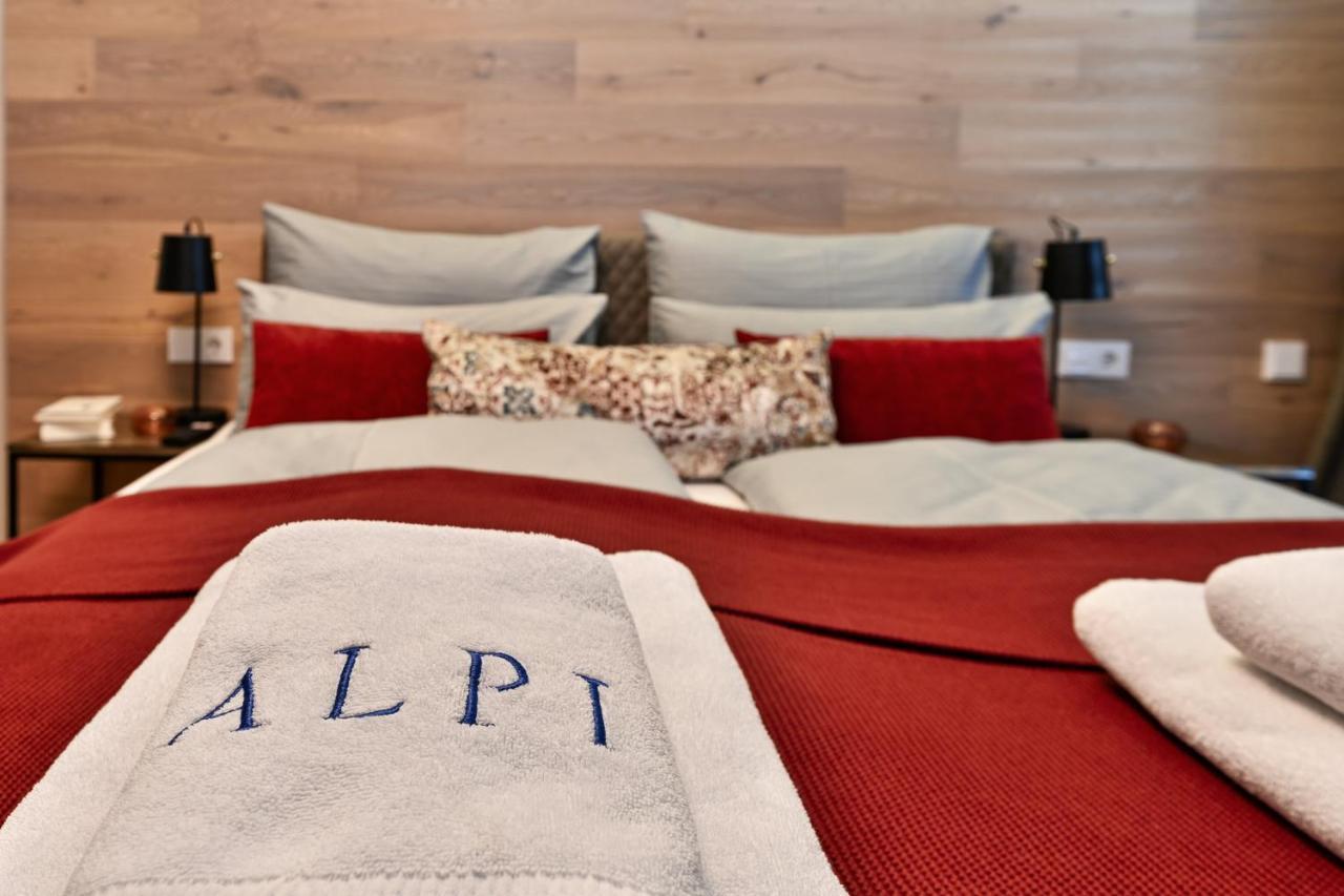 Boutique Chalets Alpi - Private Sauna & Cinema Garmisch-Partenkirchen Extérieur photo