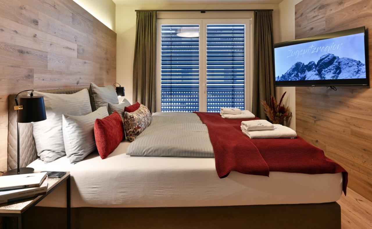 Boutique Chalets Alpi - Private Sauna & Cinema Garmisch-Partenkirchen Extérieur photo