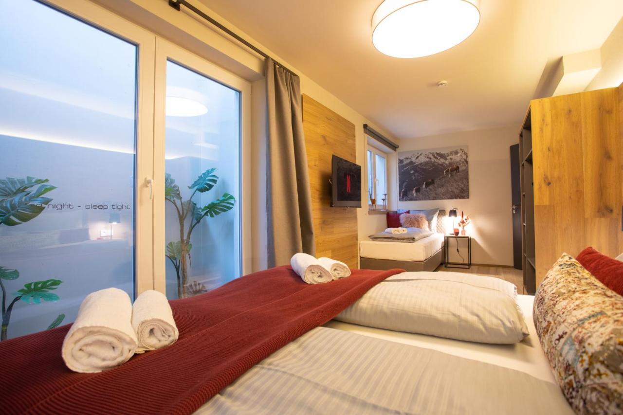 Boutique Chalets Alpi - Private Sauna & Cinema Garmisch-Partenkirchen Extérieur photo