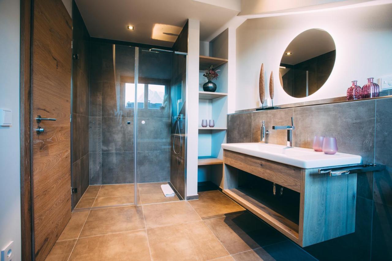 Boutique Chalets Alpi - Private Sauna & Cinema Garmisch-Partenkirchen Extérieur photo