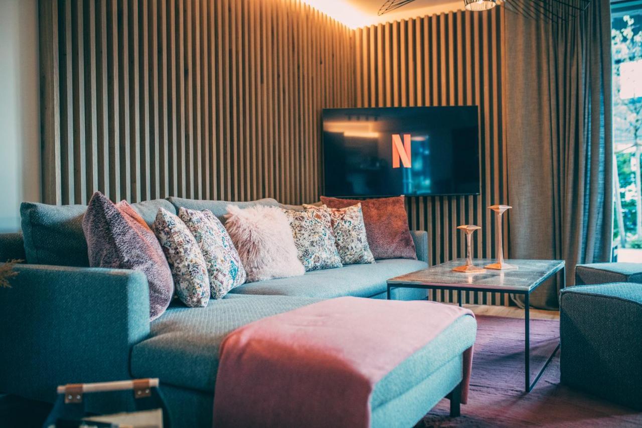Boutique Chalets Alpi - Private Sauna & Cinema Garmisch-Partenkirchen Extérieur photo